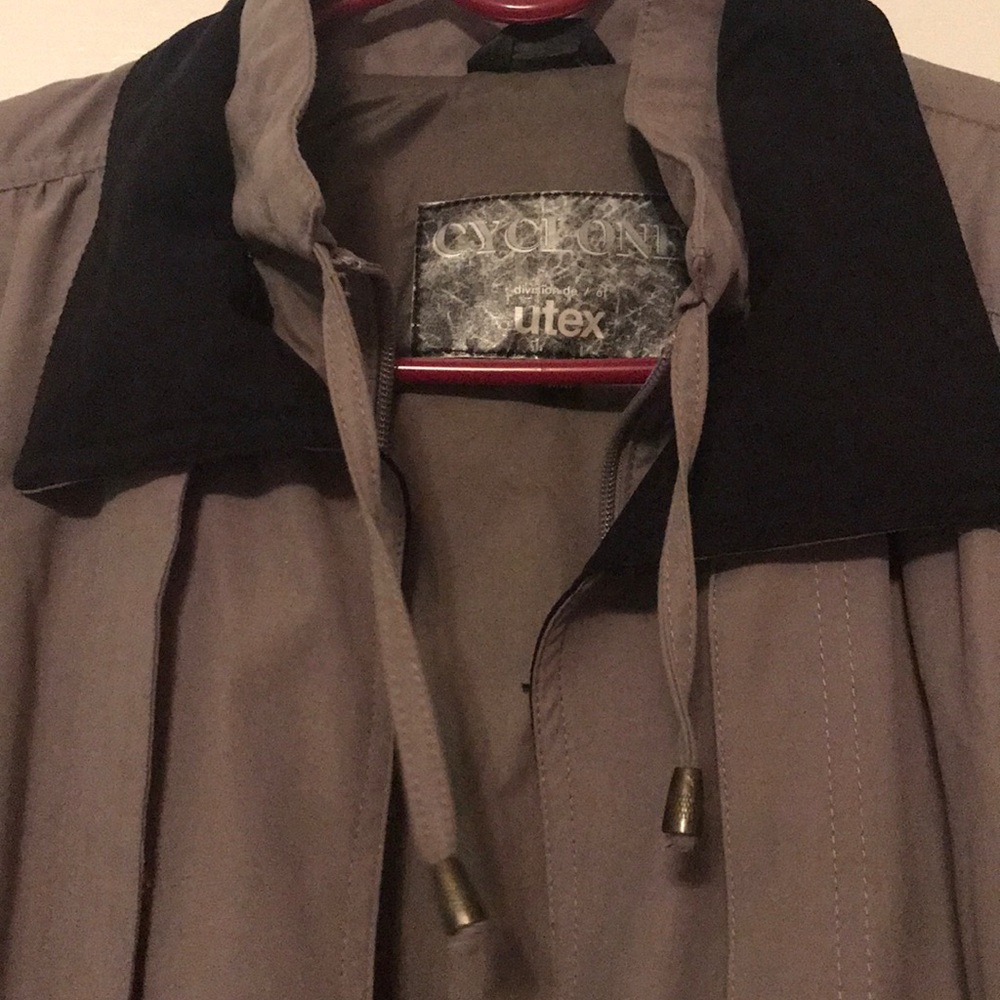 Grey jacket - Picture 2 of 8